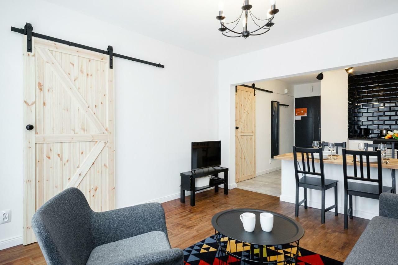 First Central Apartments By Noclegi Renters وارسو المظهر الخارجي الصورة